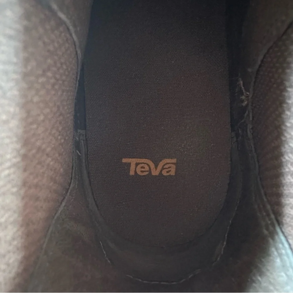 De La Vina Dos Chelsea Boots Sz 8